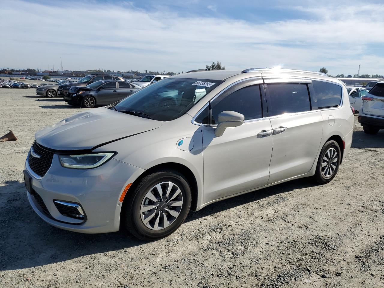 CHRYSLER PACIFICA HYBRID TOURING L