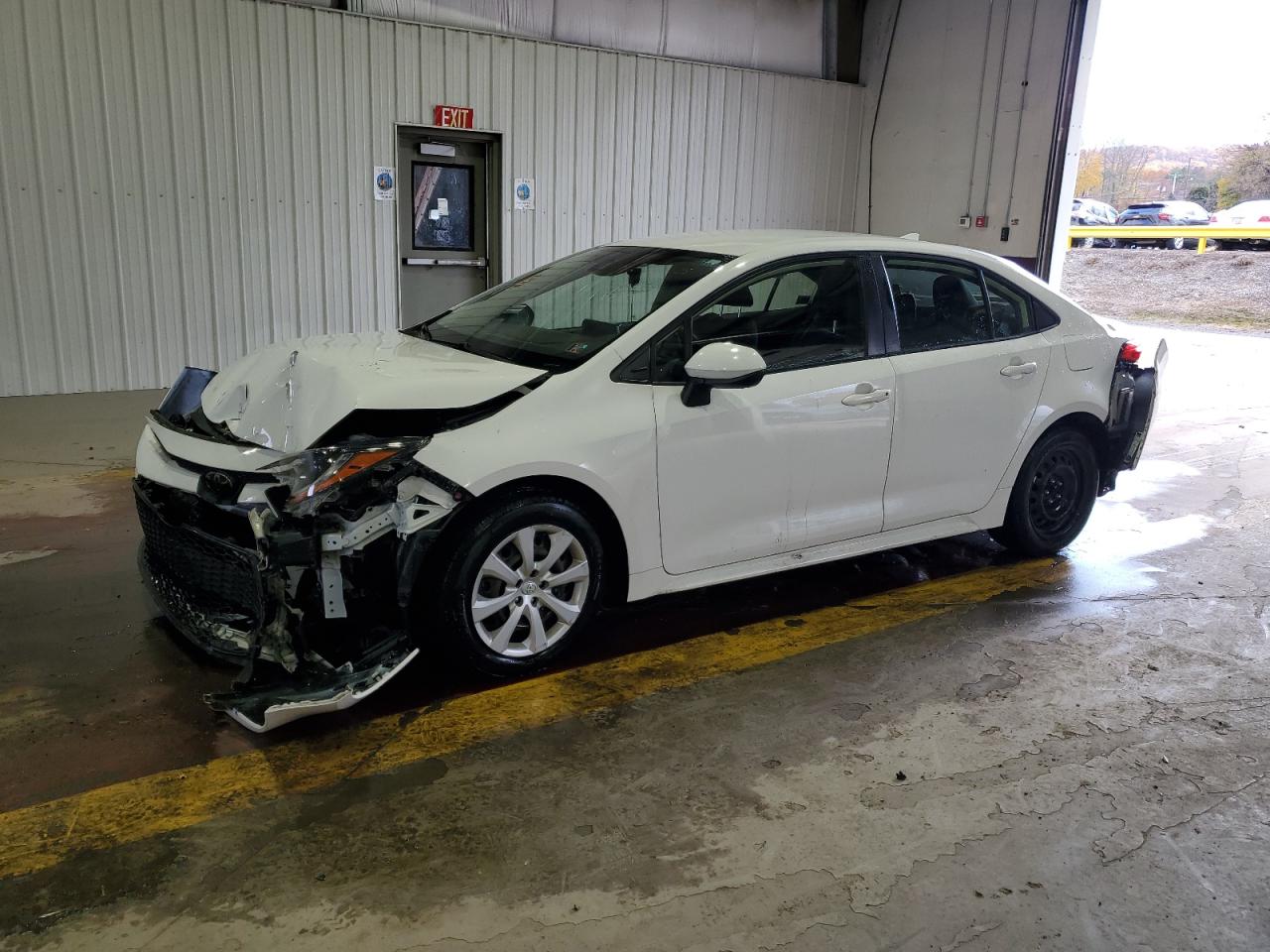 Lot #3290195214 2020 TOYOTA COROLLA LE