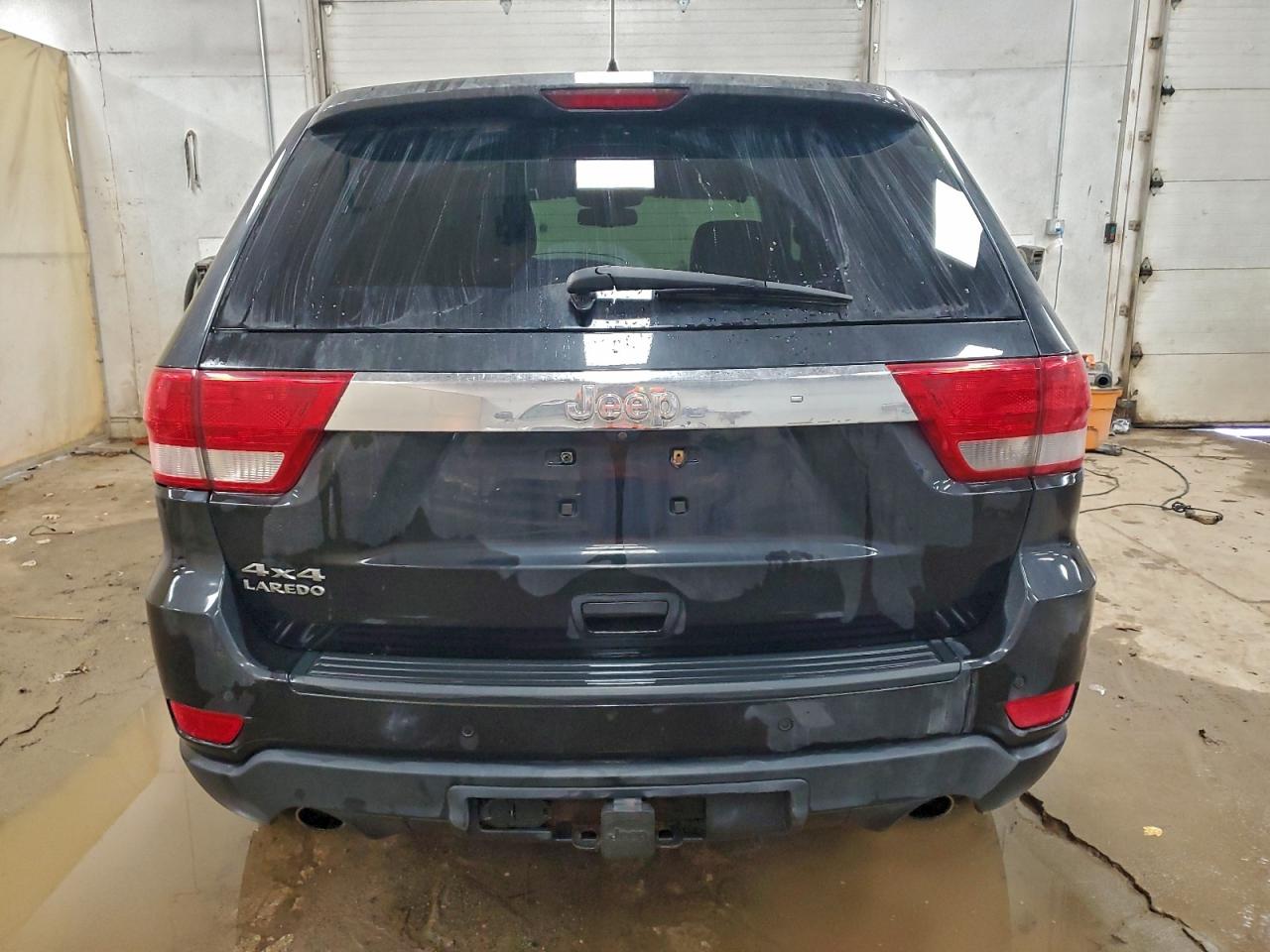 JEEP GRAND CHEROKEE LAREDO