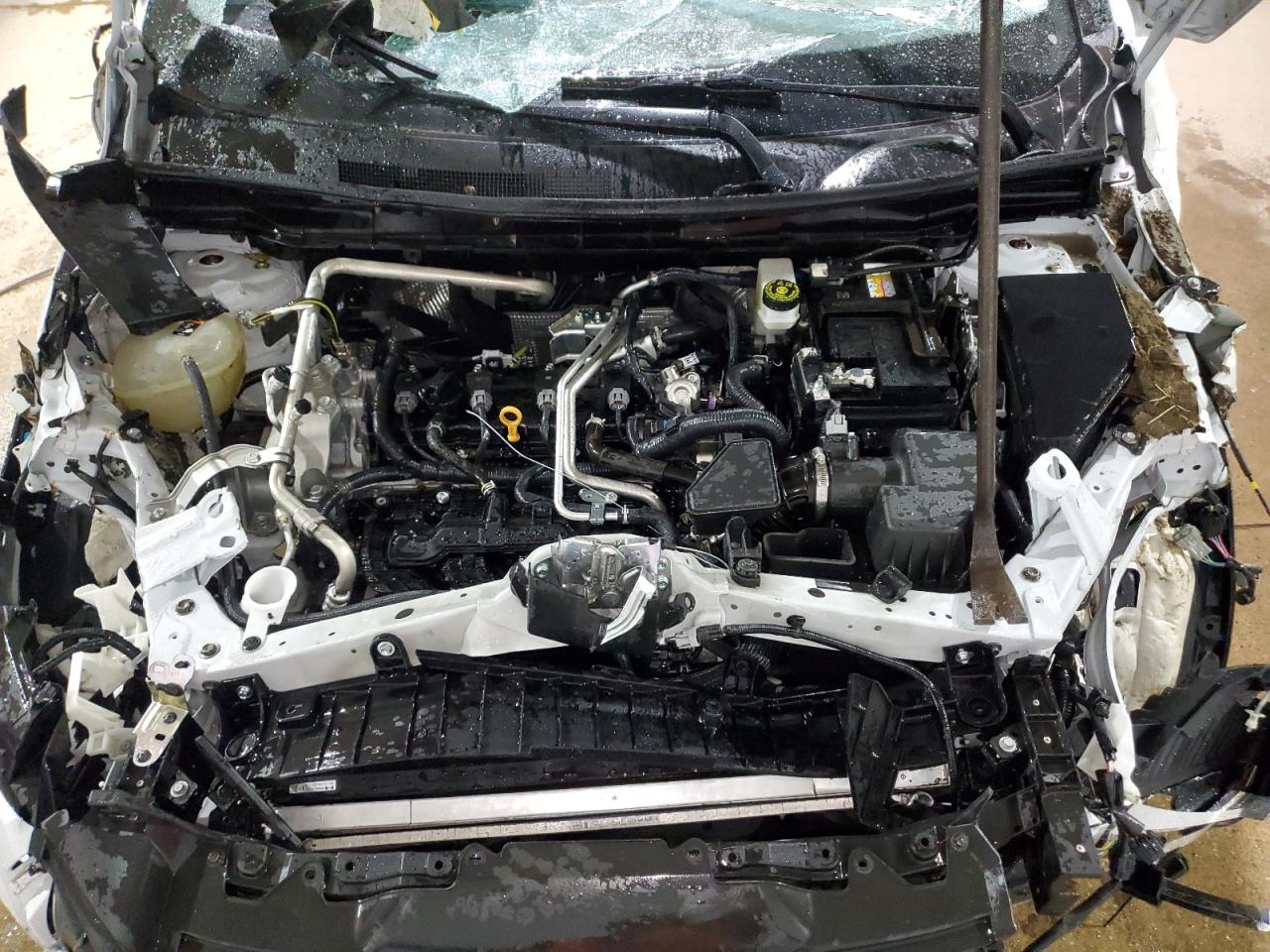 MITSUBISHI OUTLANDER SE