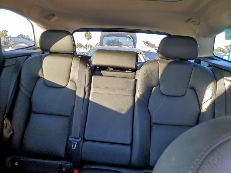 2021 VOLVO XC60 T6 MO #3303753425