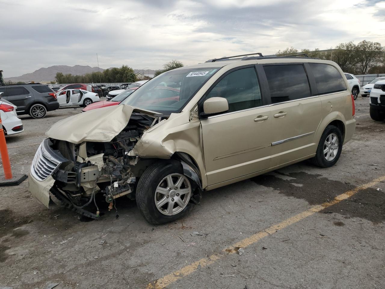 CHRYSLER TOWN & COUNTRY TOURING