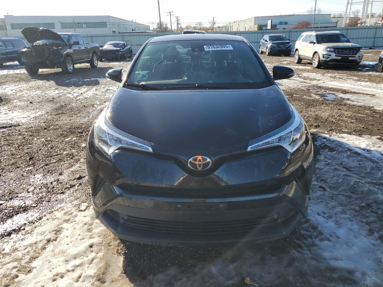 TOYOTA C-HR XLE