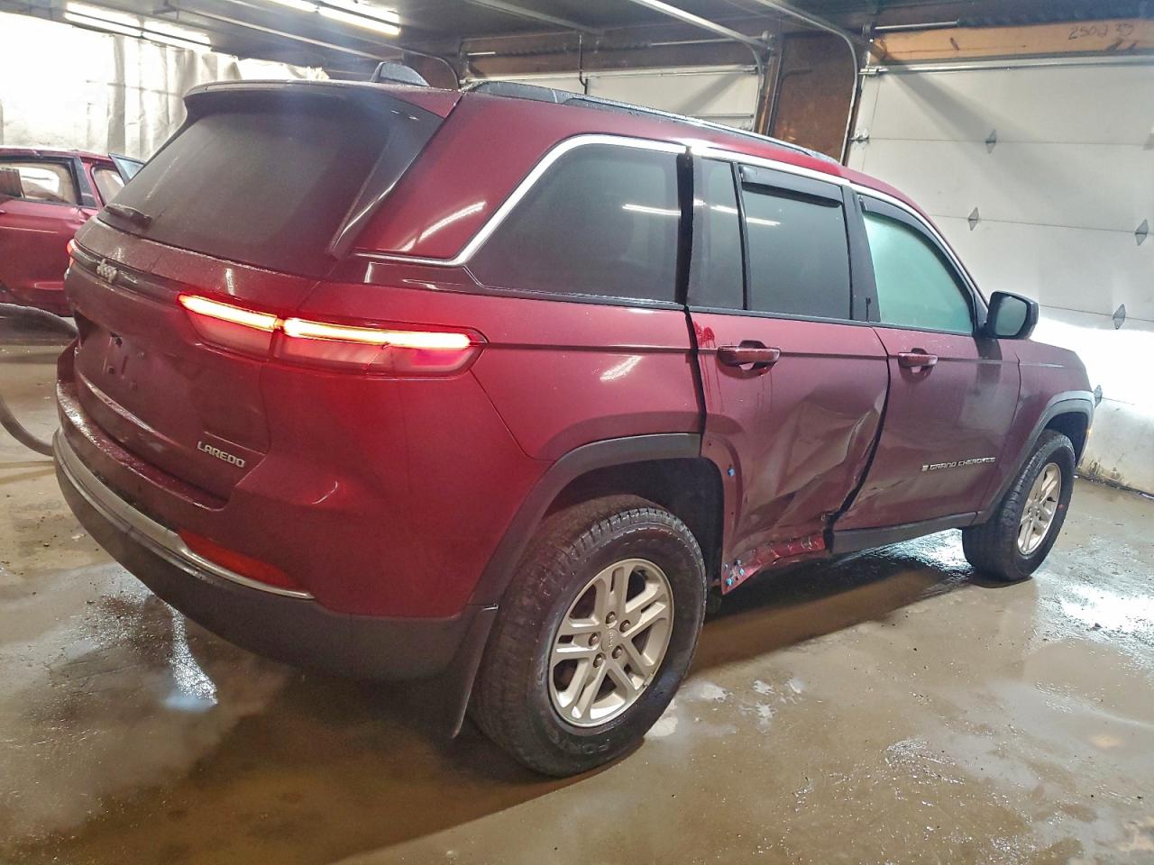 JEEP GRAND CHEROKEE LAREDO