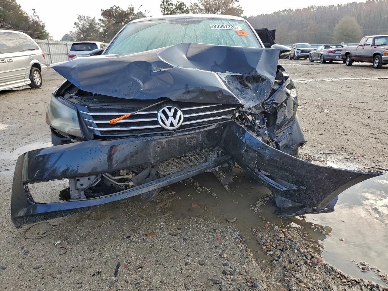 VOLKSWAGEN PASSAT SE