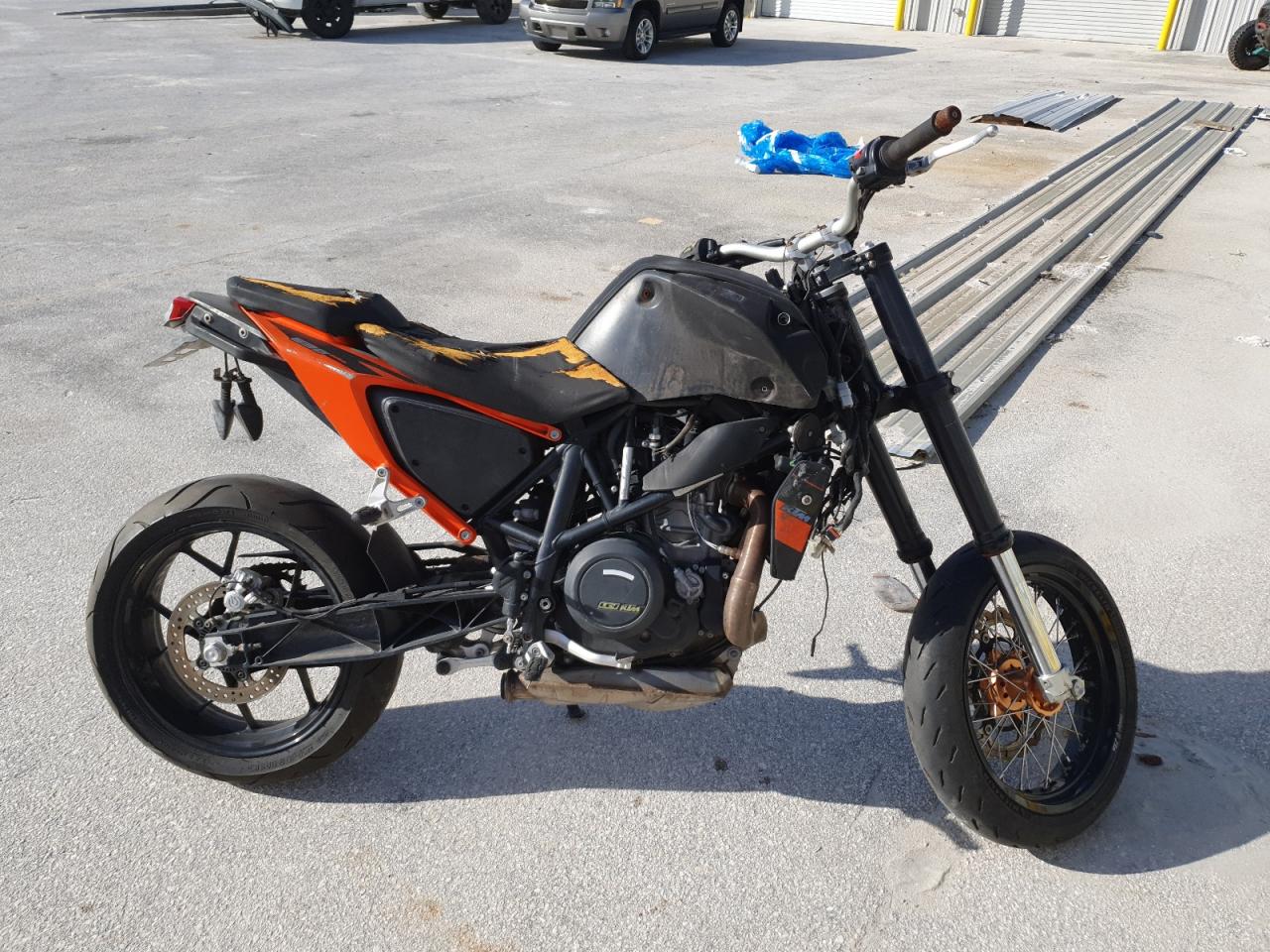Lot #3279547260 2017 KTM 690 DUKE