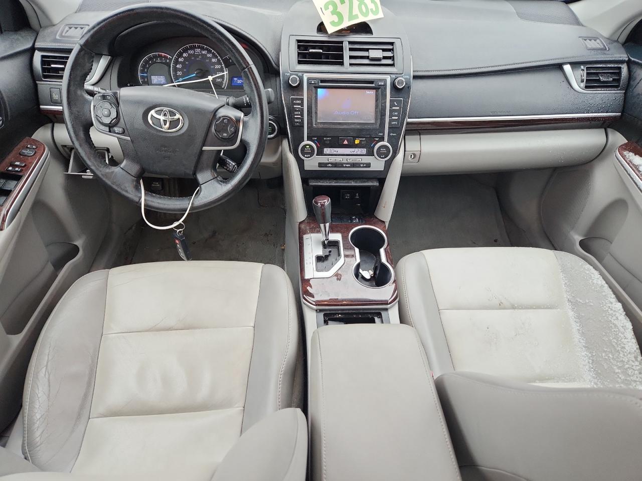 TOYOTA CAMRY L