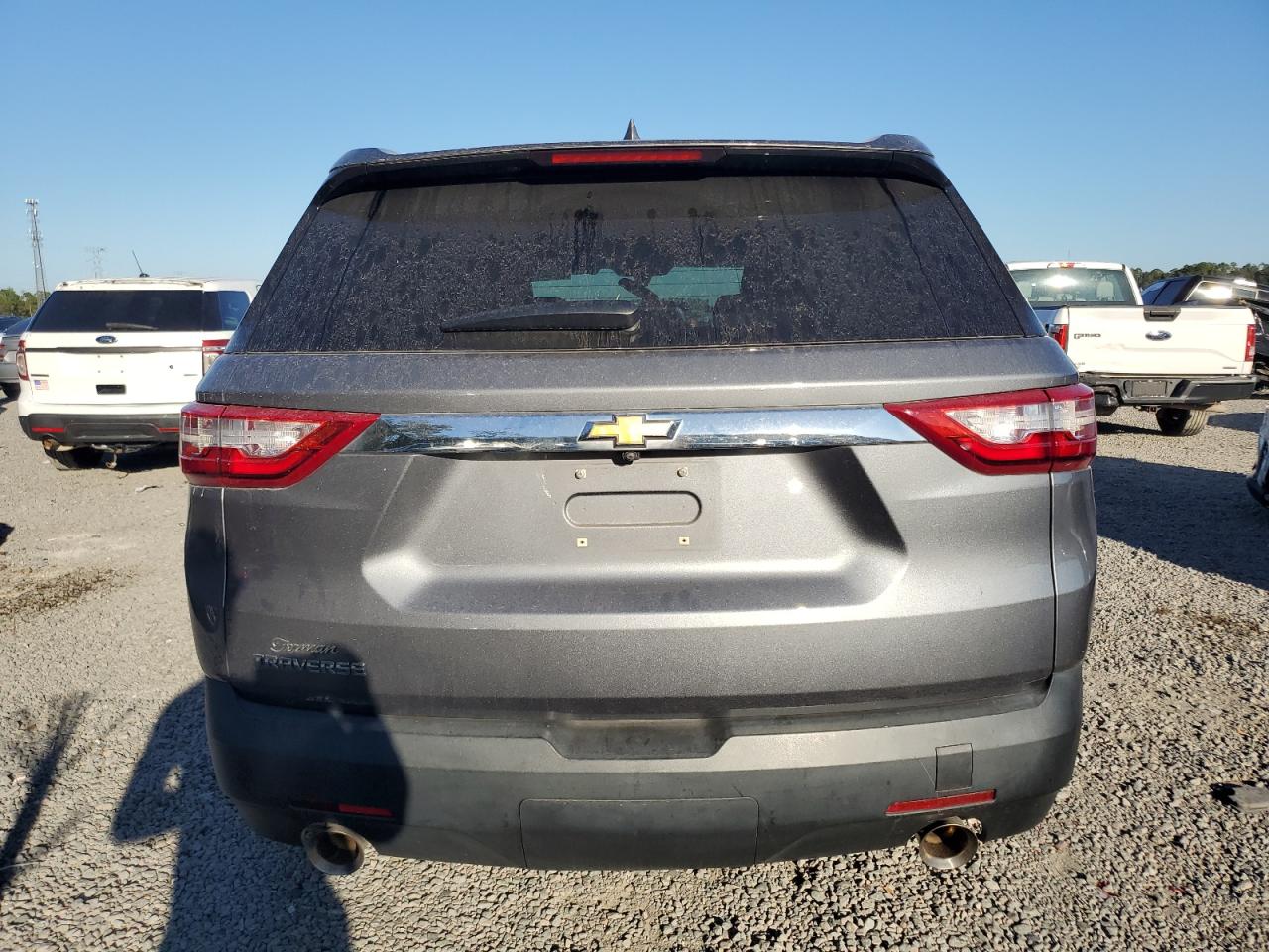 CHEVROLET TRAVERSE LS
