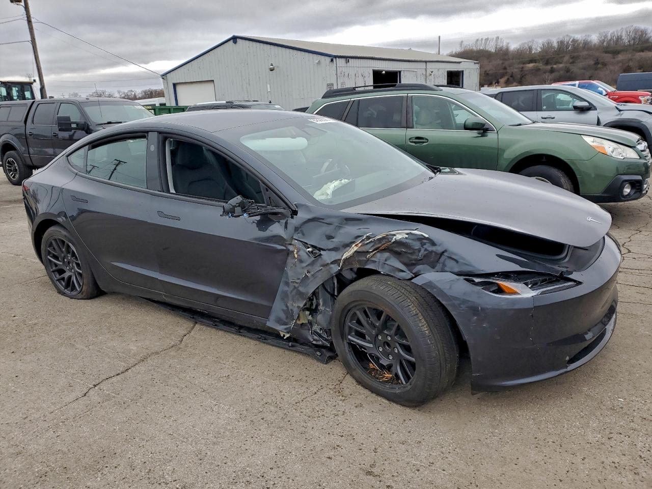 Lot #3301791333 2025 TESLA MODEL 3