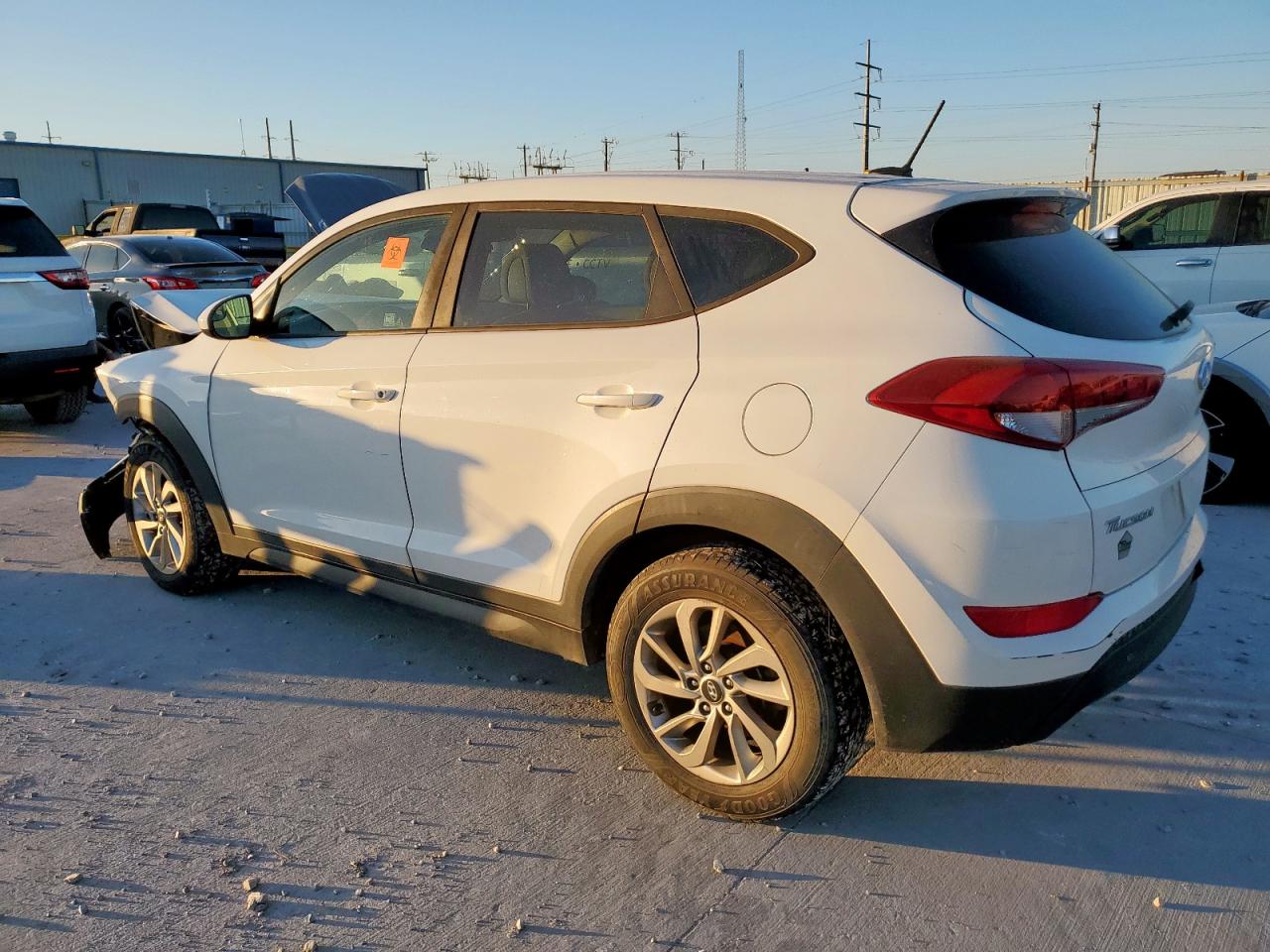 HYUNDAI TUCSON SE