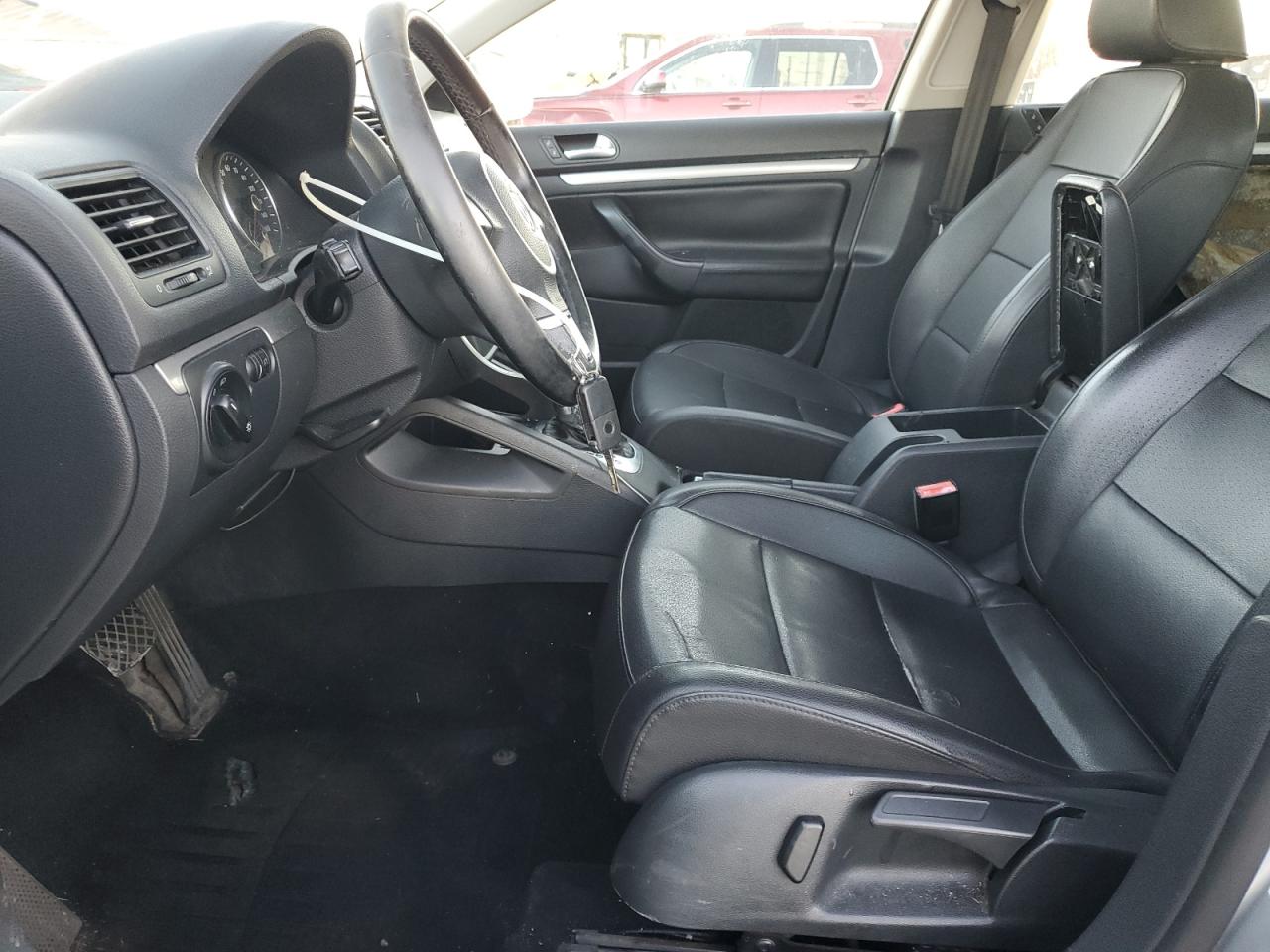 VOLKSWAGEN JETTA LIMITED