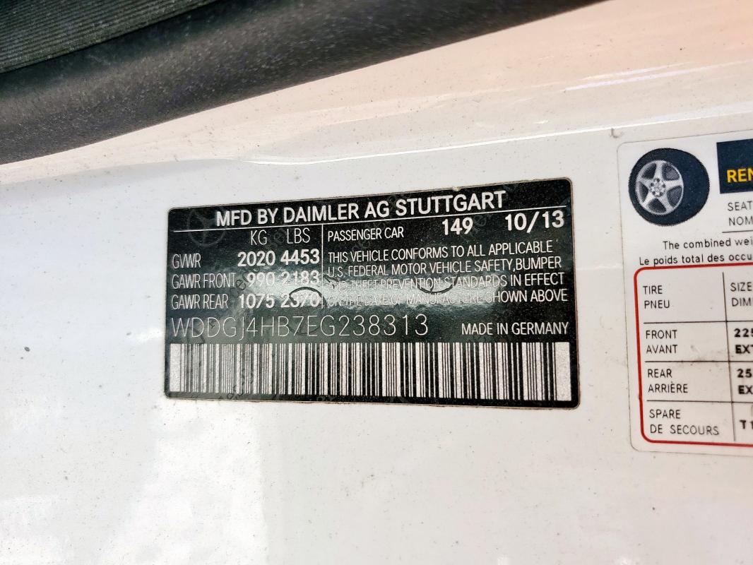 2014 MERCEDES-BENZ C 250 - WDDGJ4HB7EG238313