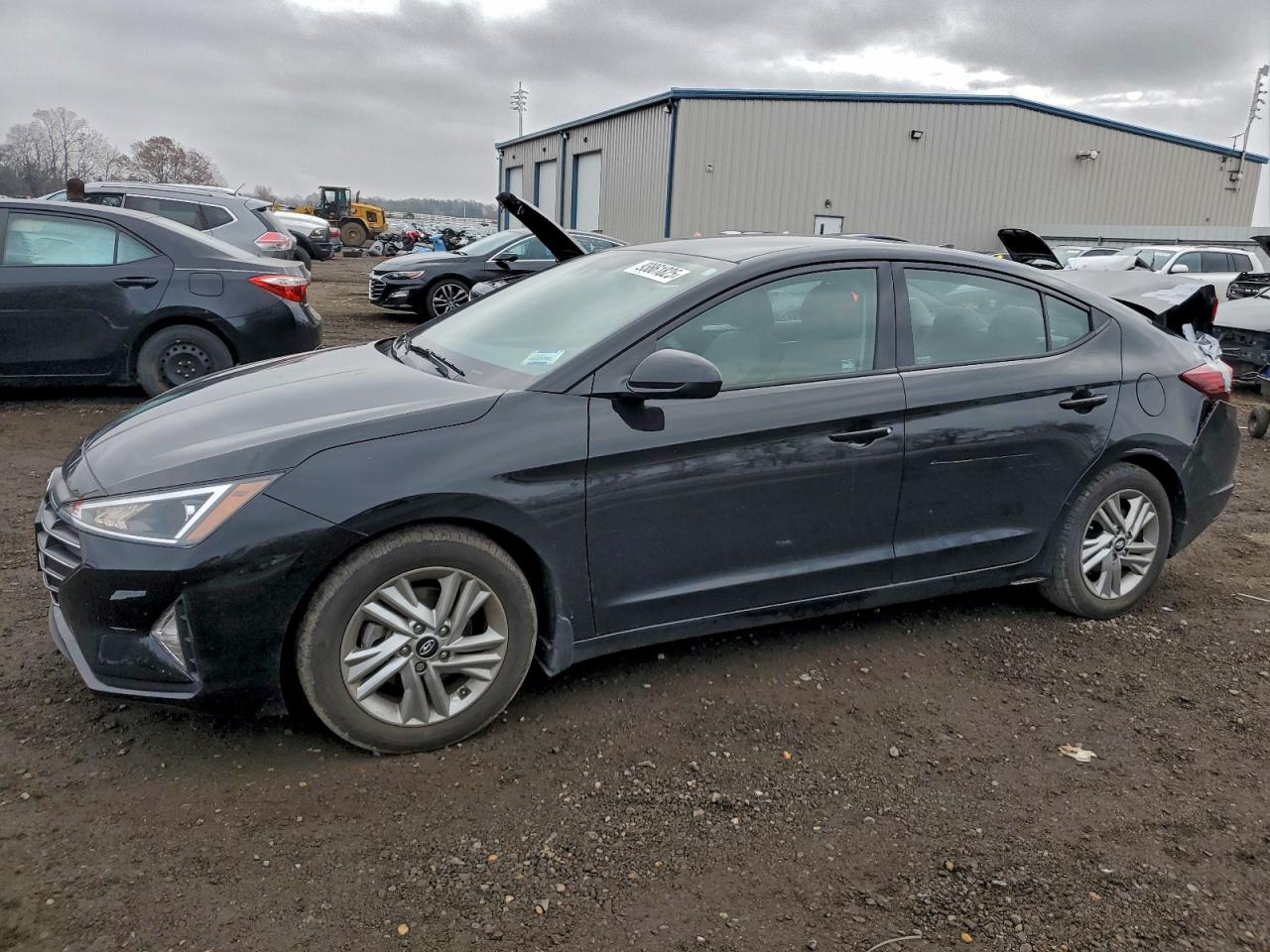 HYUNDAI ELANTRA SEL