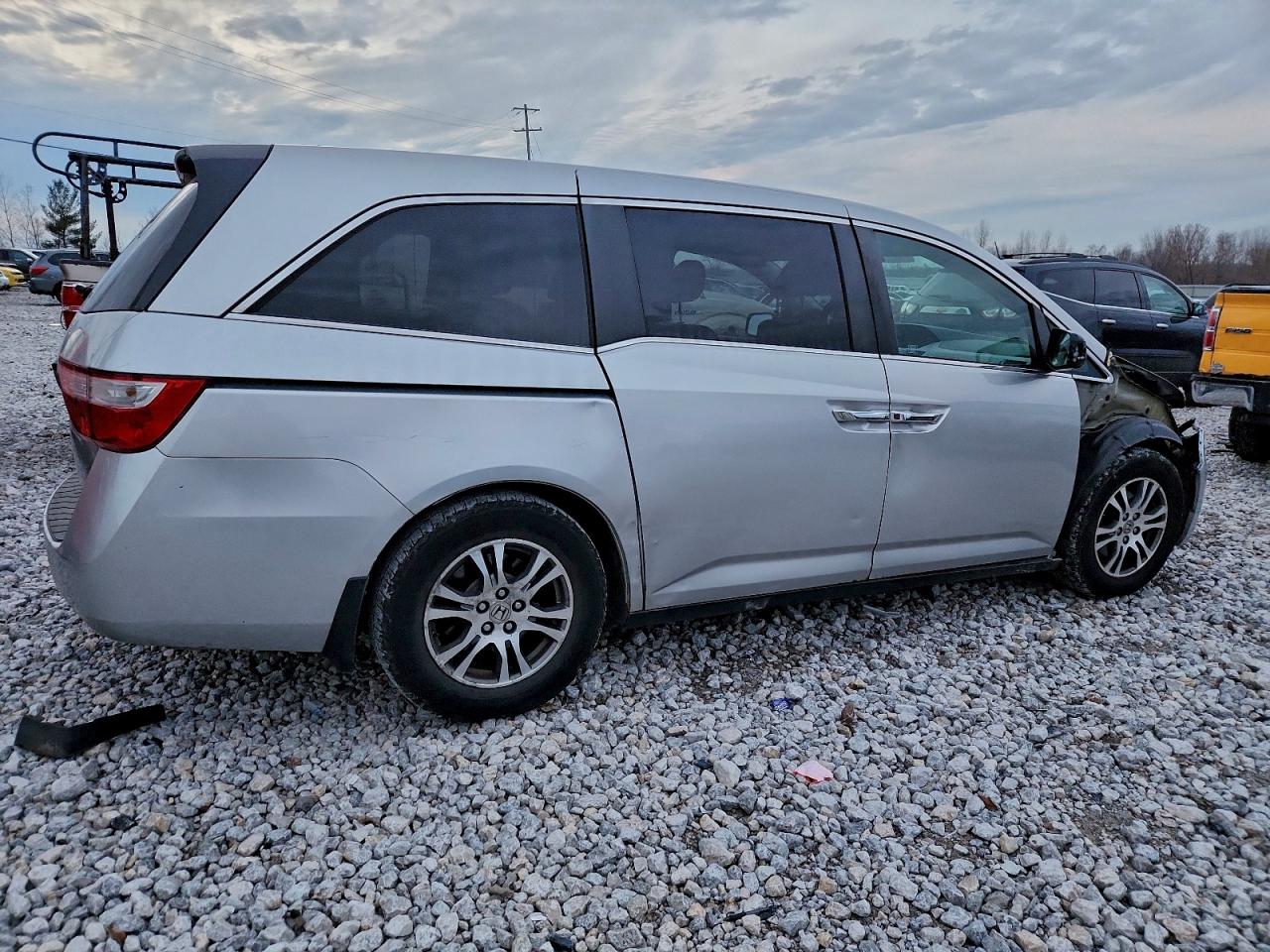 Lot #3305435449 2011 HONDA ODYSSEY EX