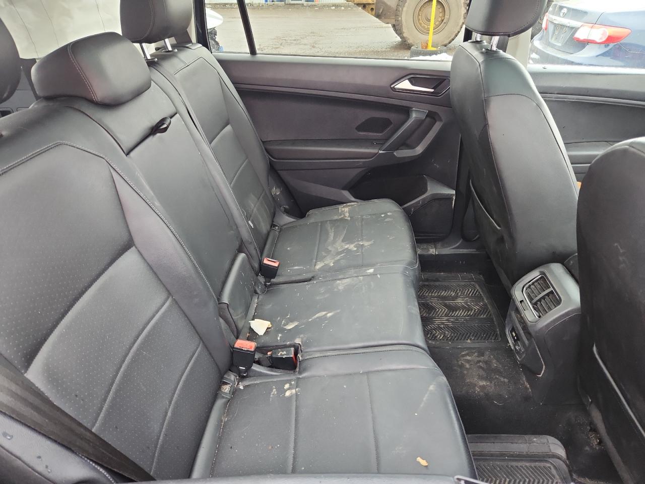 VOLKSWAGEN TIGUAN SE