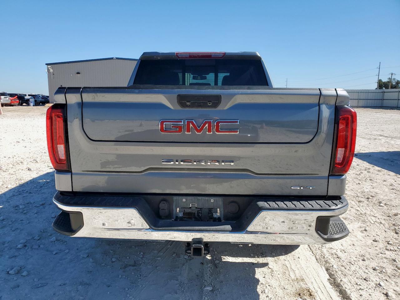 GMC SIERRA C1500 SLT