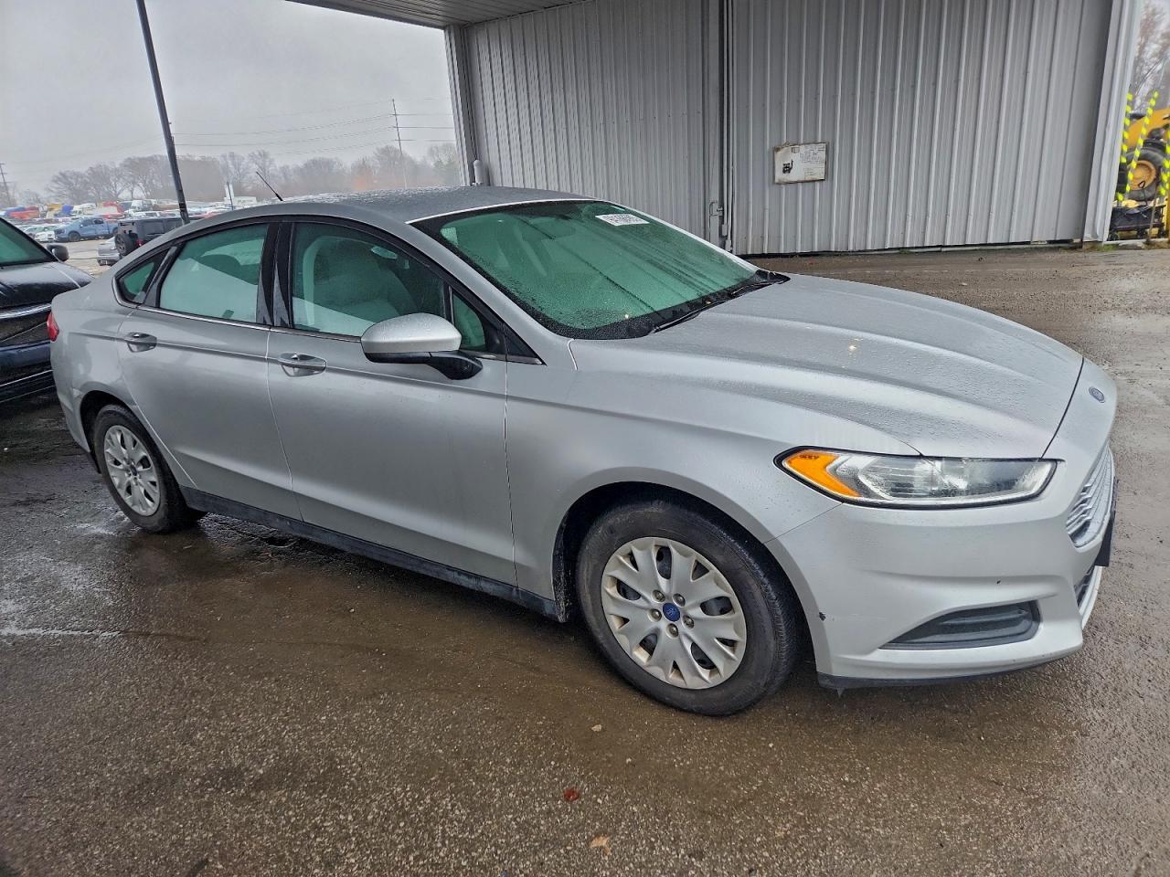 FORD FUSION S