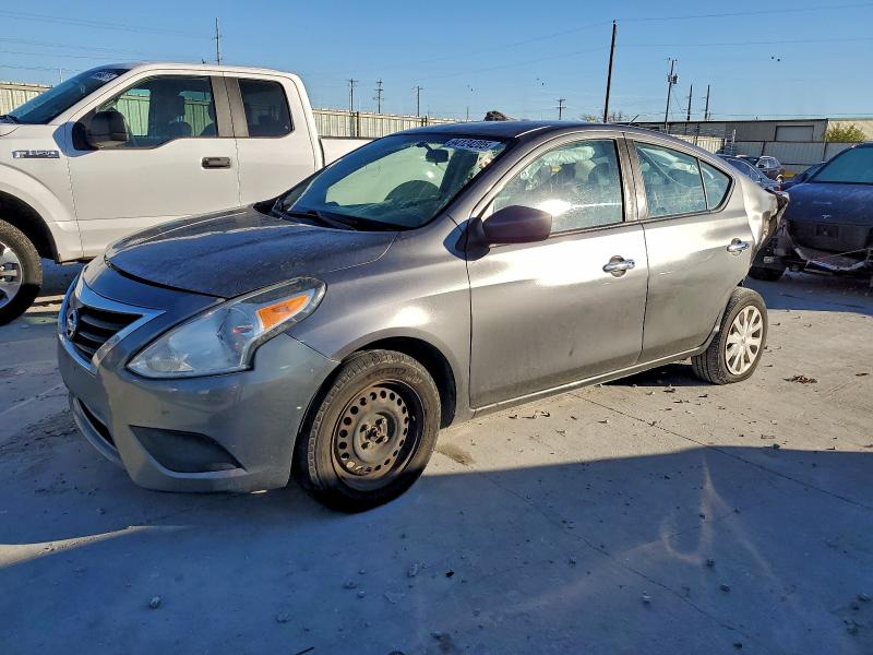 NISSAN VERSA S