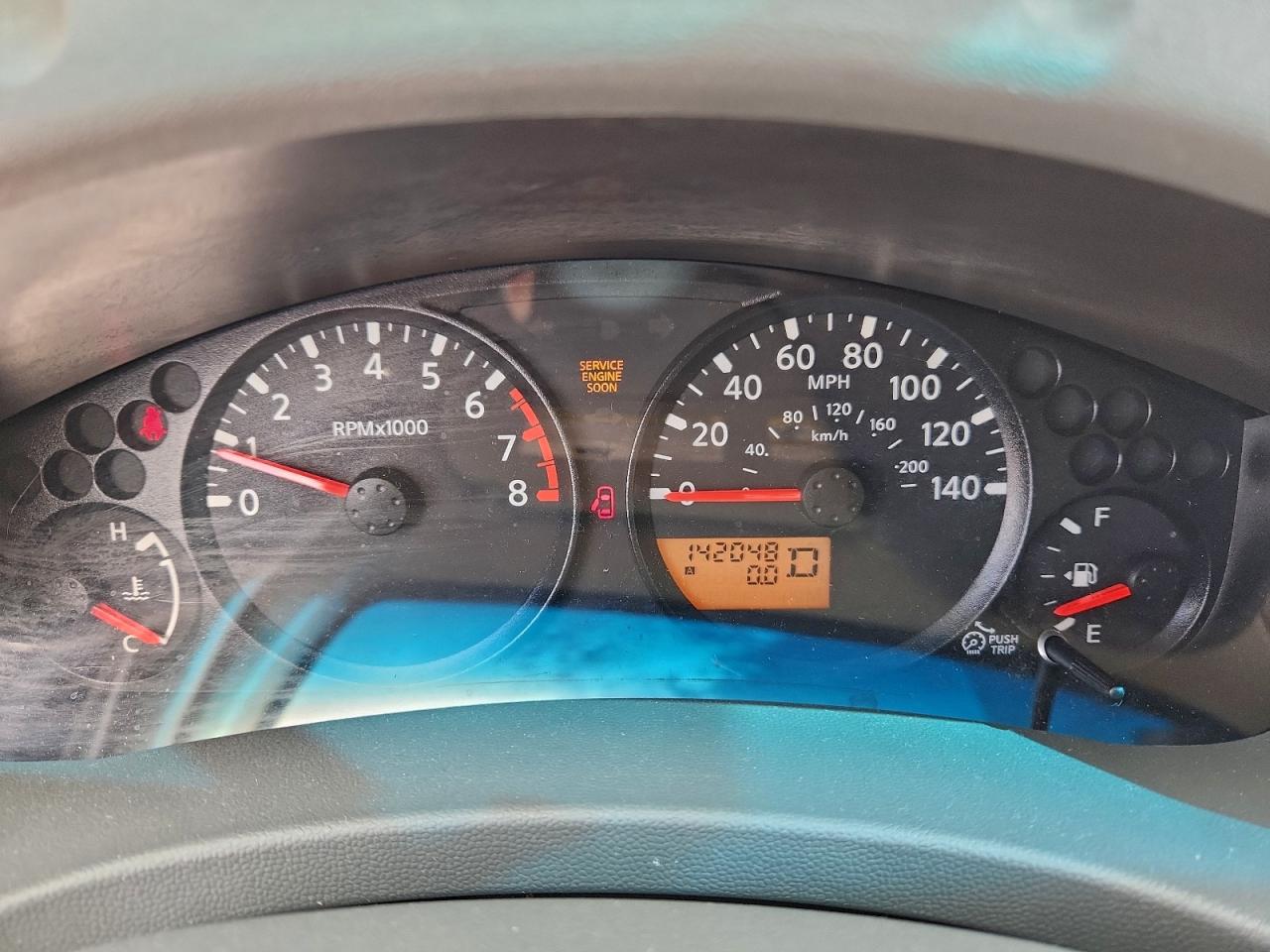 NISSAN FRONTIER KING CAB SE