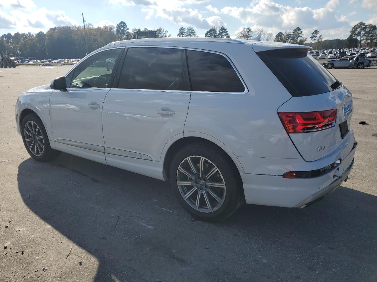 AUDI Q7 PREMIUM PLUS