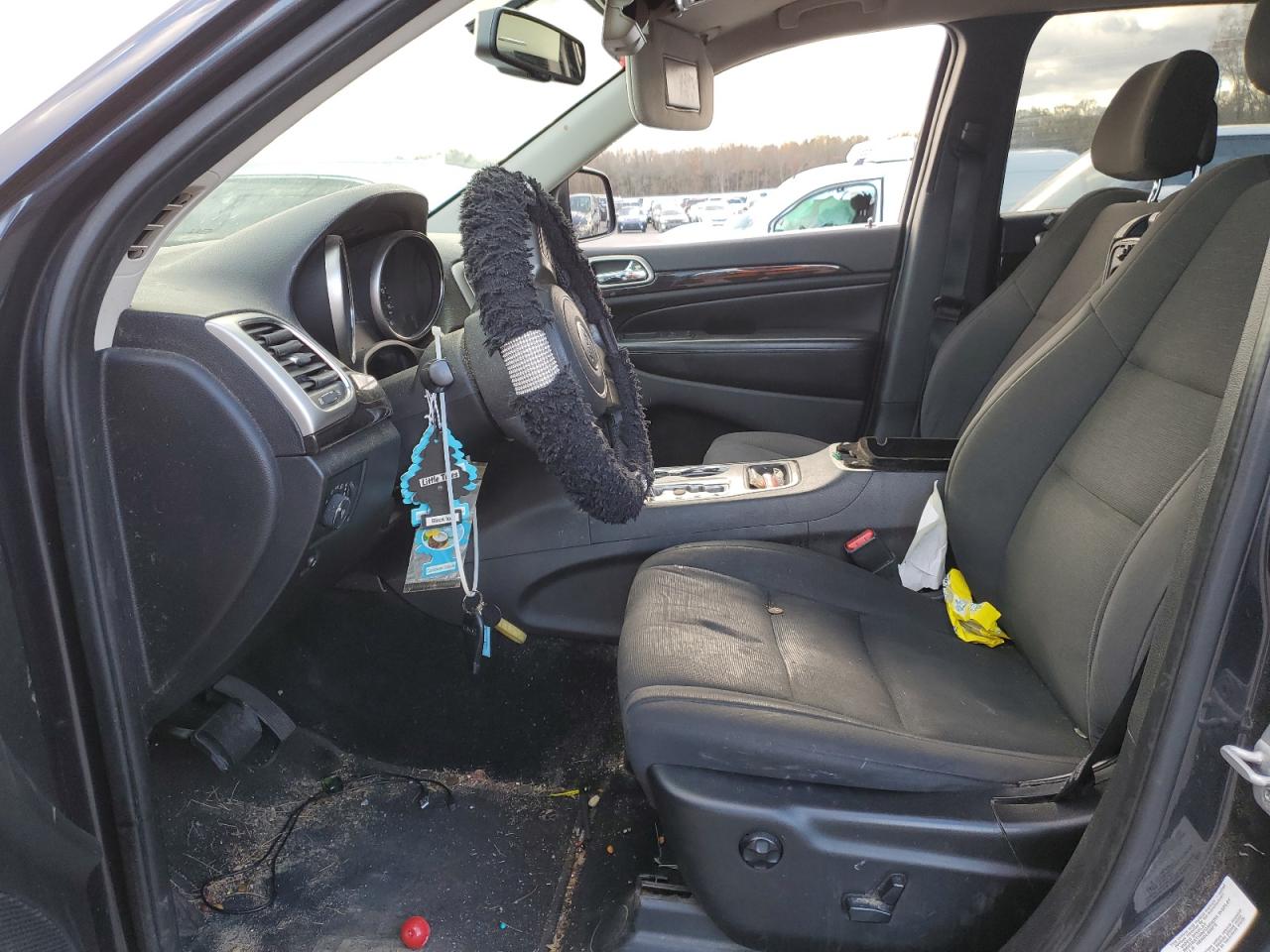 JEEP GRAND CHEROKEE LAREDO