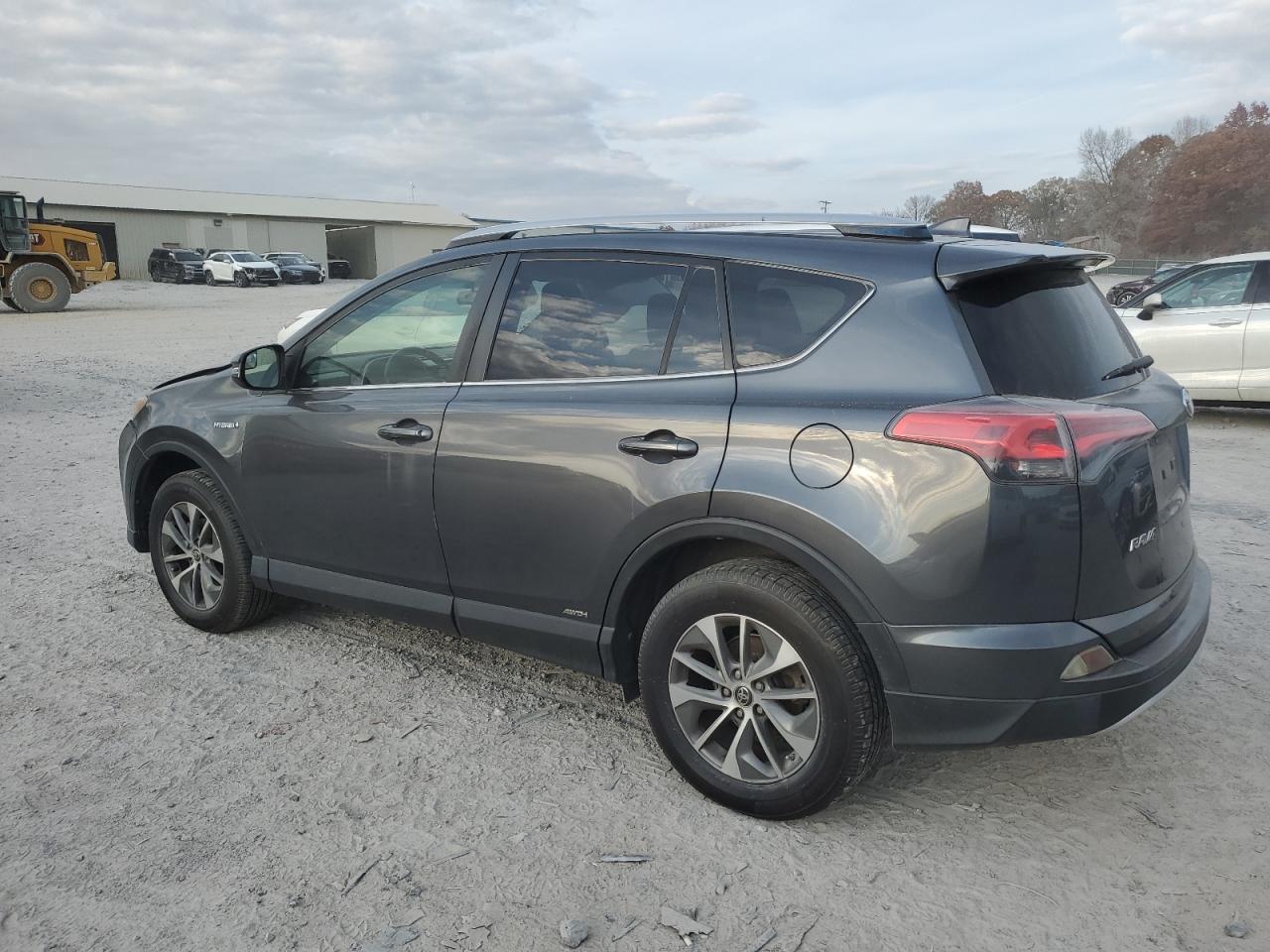 TOYOTA RAV4 XLE