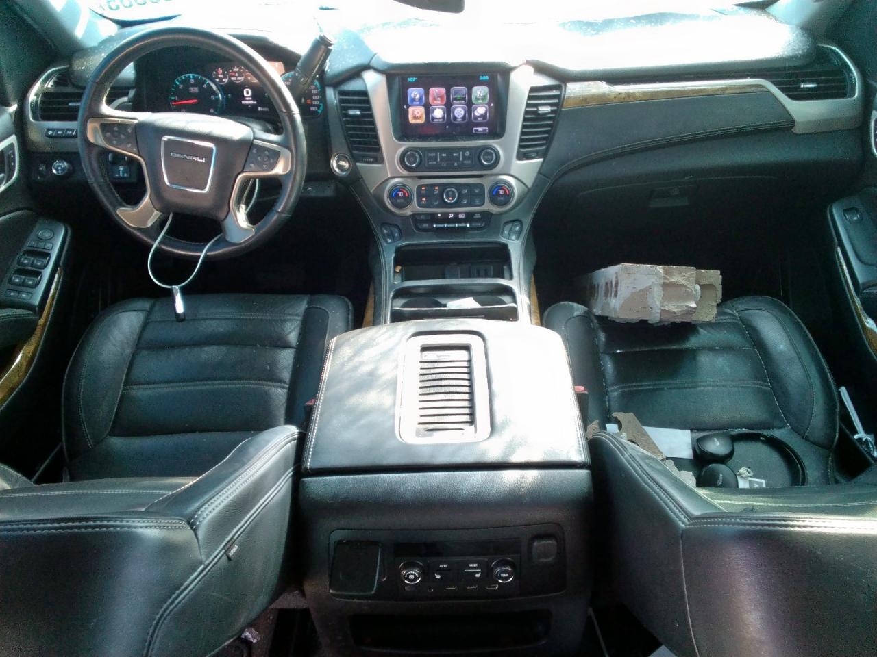 GMC YUKON DENALI