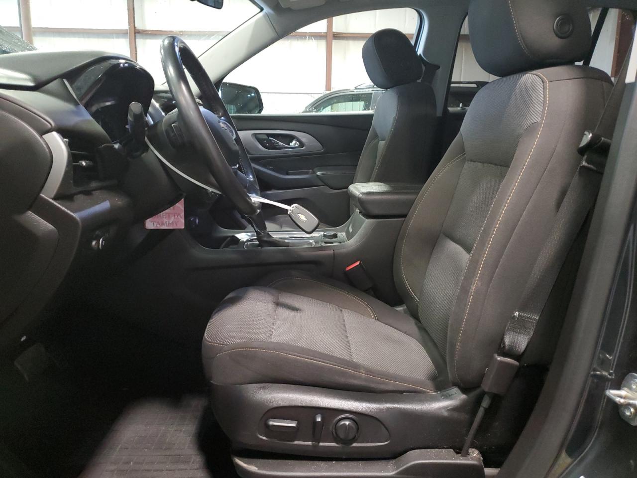 CHEVROLET TRAVERSE LT