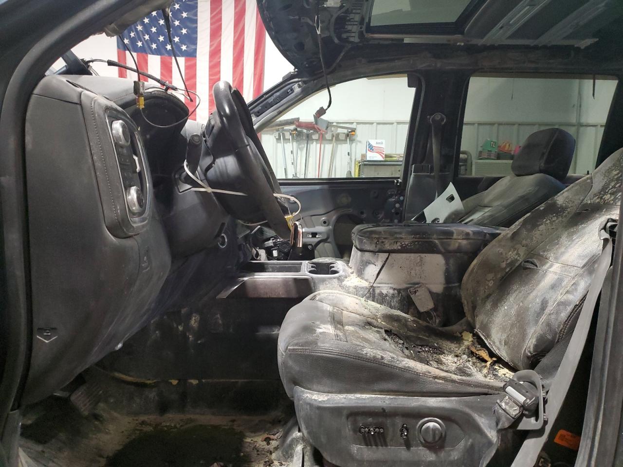 GMC SIERRA K2500 DENALI