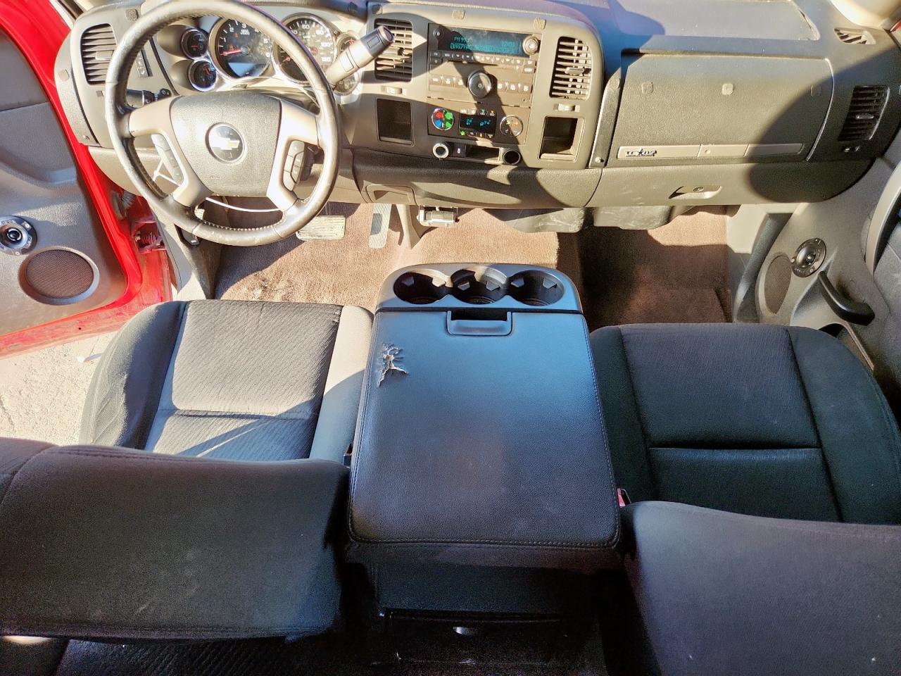 CHEVROLET SILVERADO C1500 LT