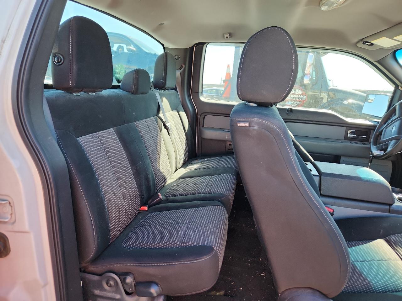 FORD F-150 SUPER CAB