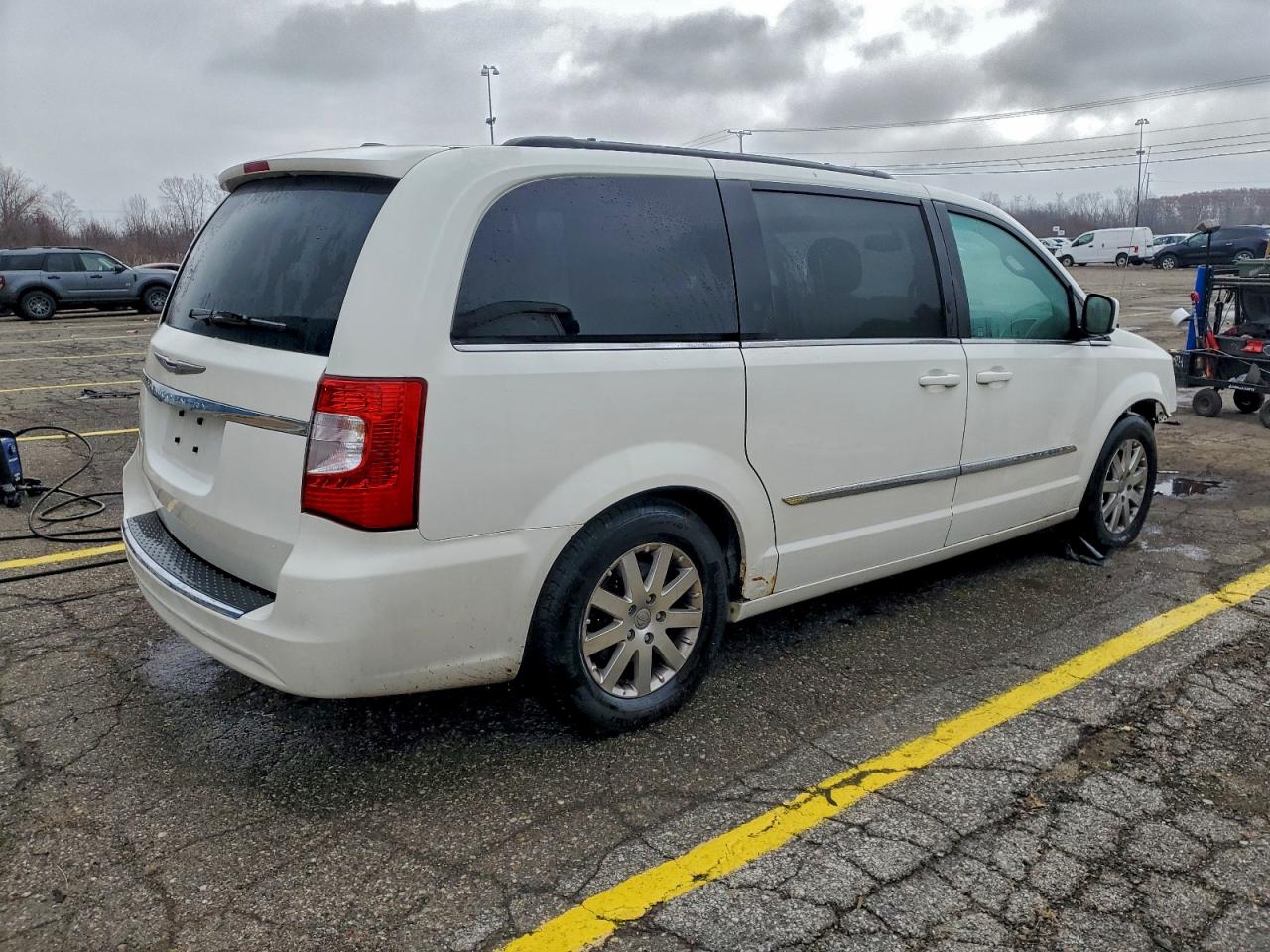 CHRYSLER TOWN & COUNTRY TOURING