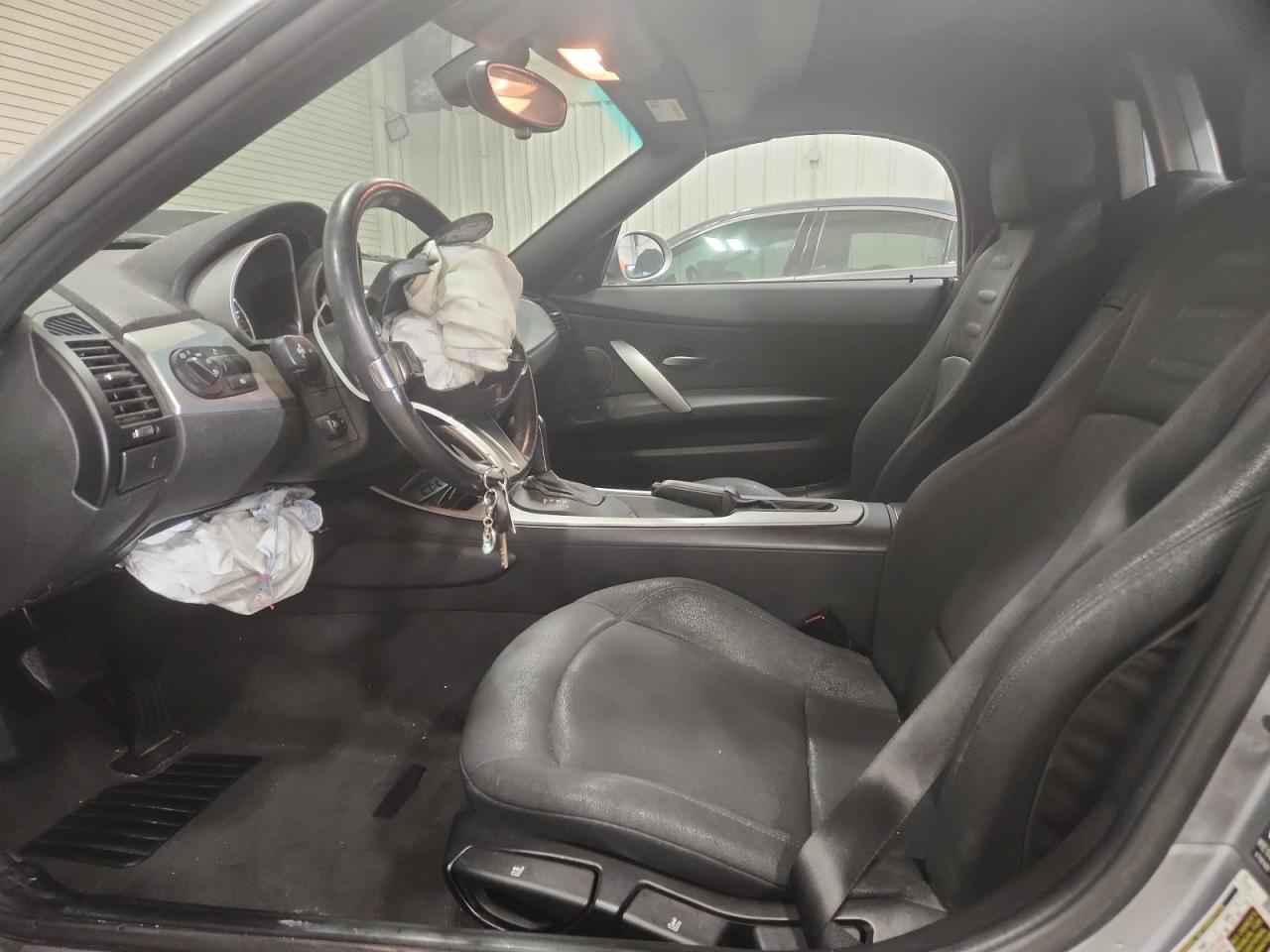 Lot #3302923100 2006 BMW Z4 3.0