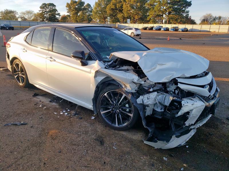 2019 TOYOTA CAMRY XSE #3291482010