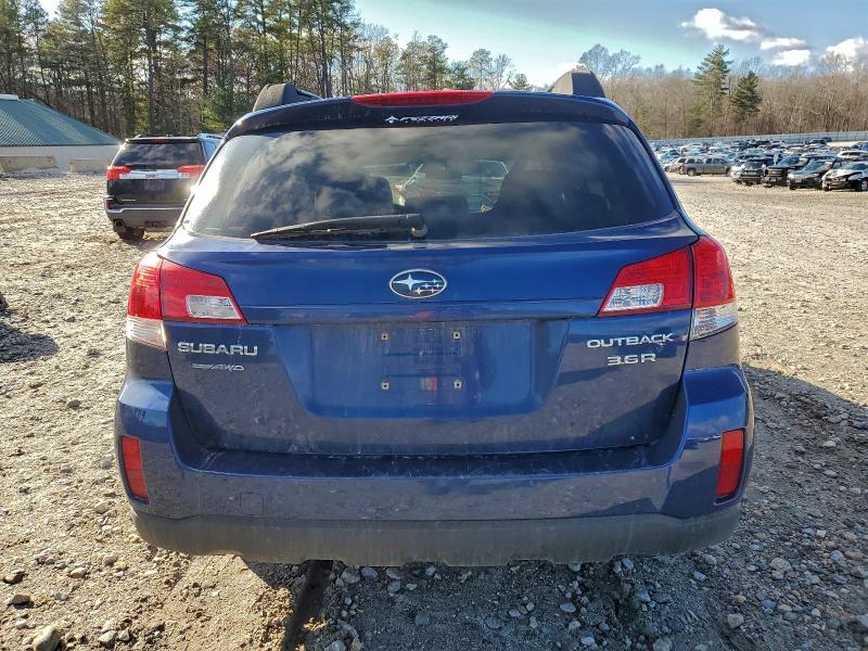 2011 SUBARU OUTBACK 3. #3302729035