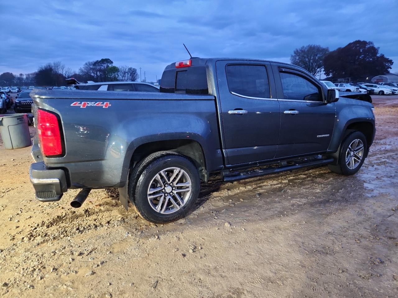 CHEVROLET COLORADO LT