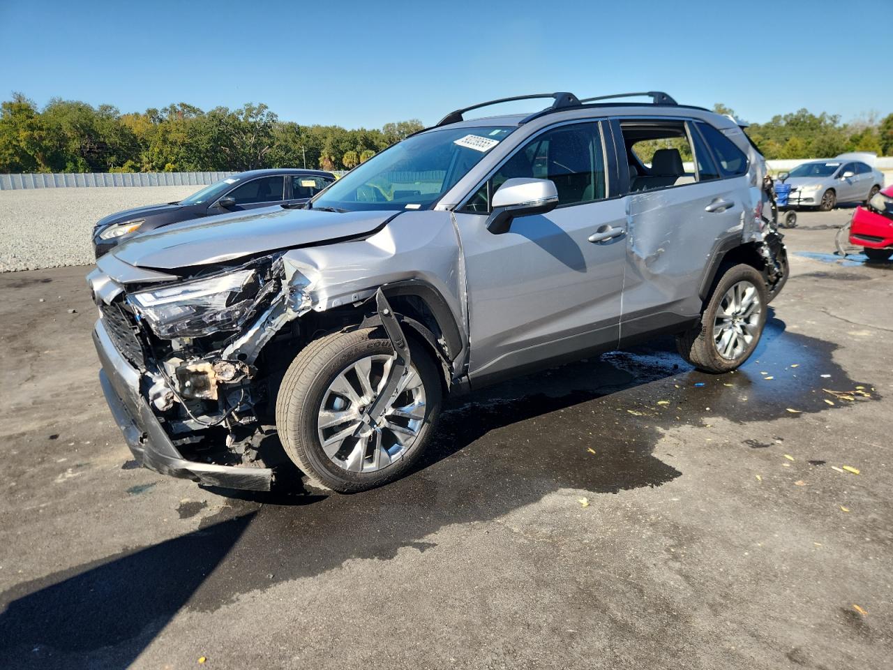 TOYOTA RAV4 XLE PREMIUM