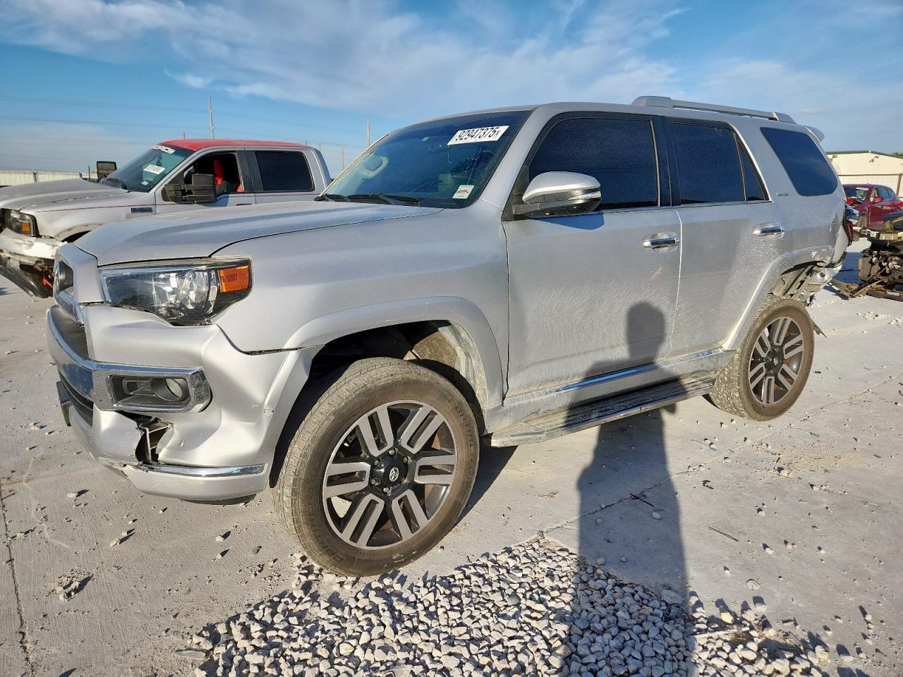 TOYOTA 4RUNNER SR5