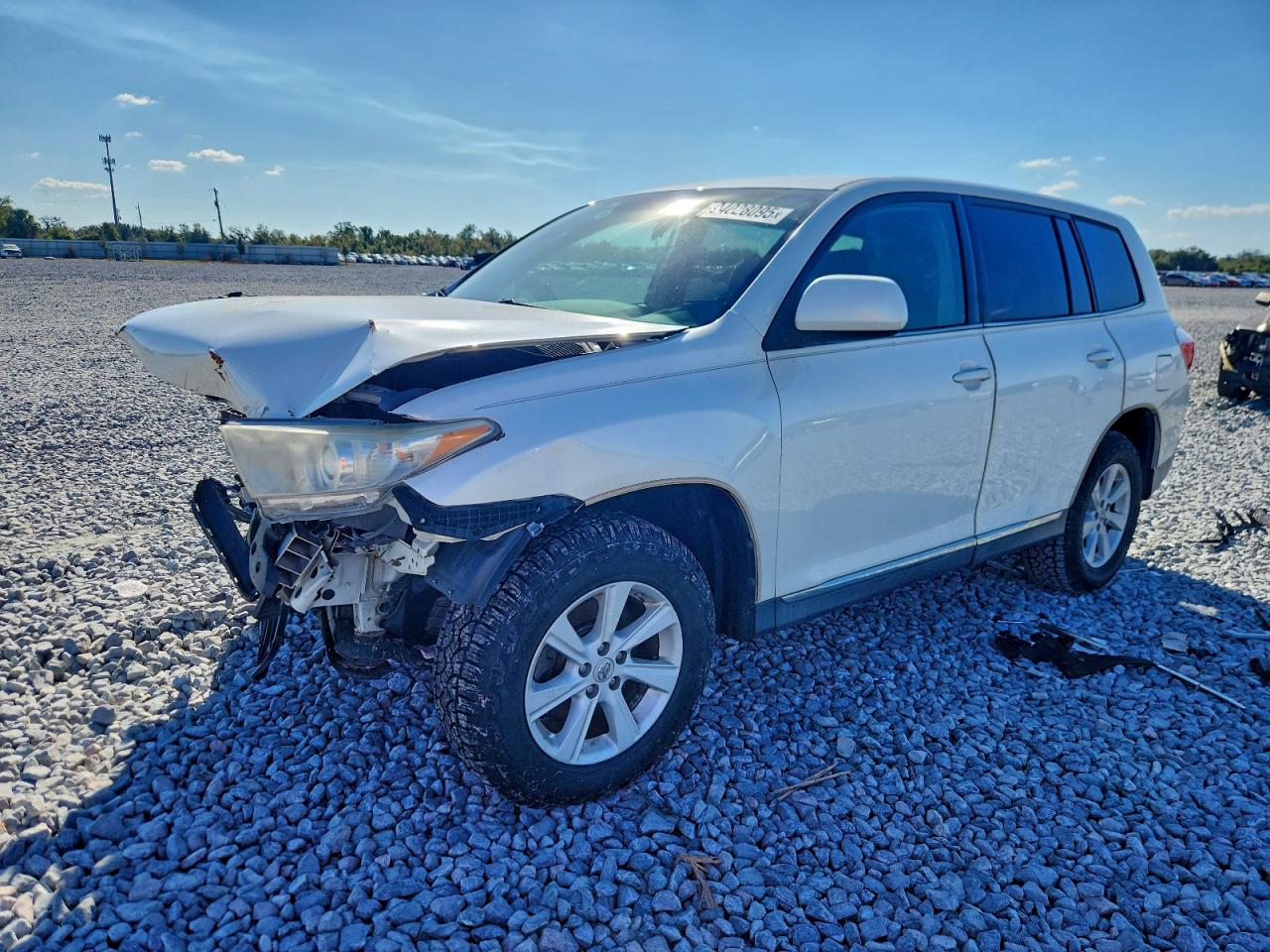 Lot #3296353201 2013 TOYOTA HIGHLANDER