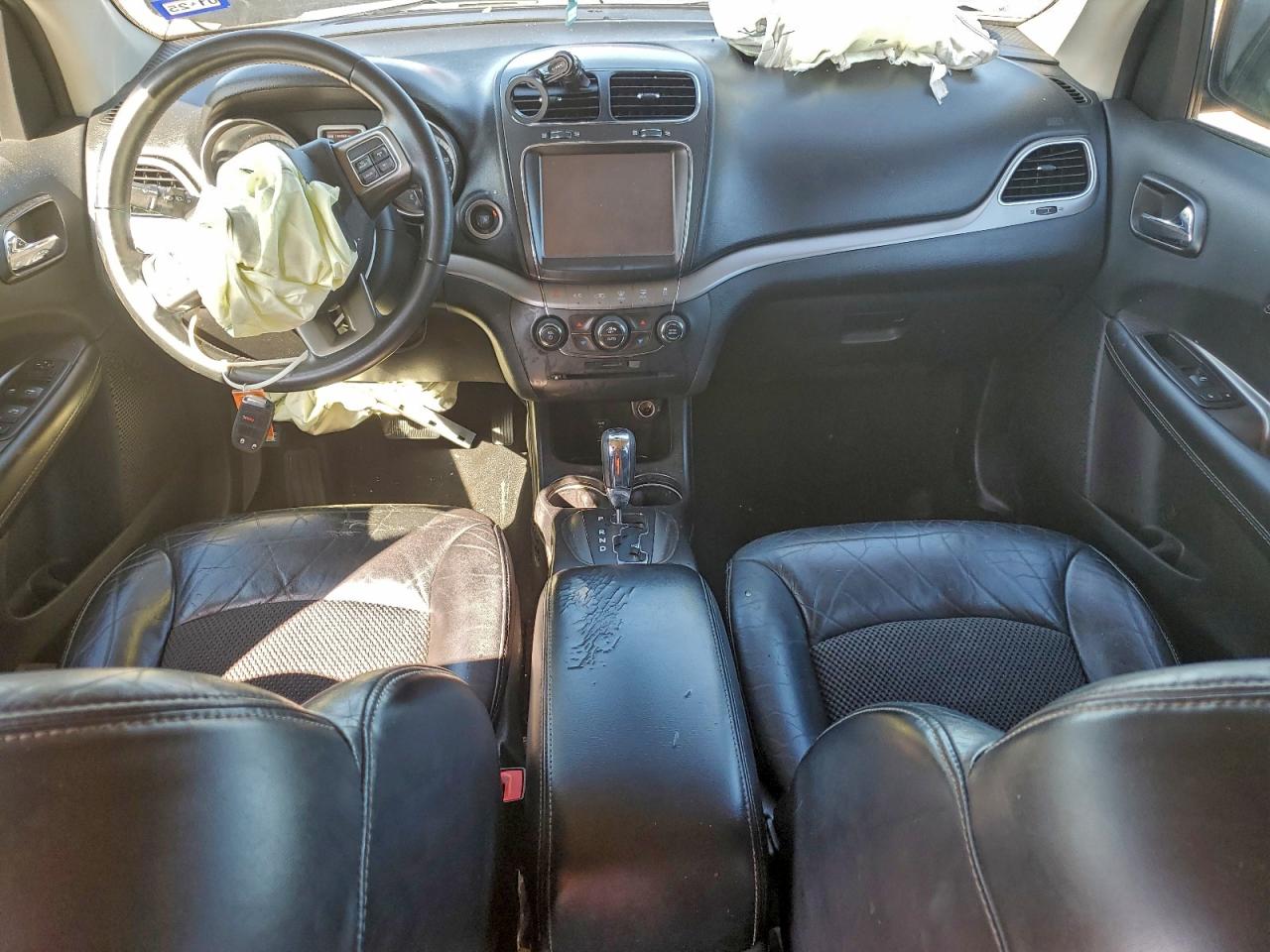 DODGE JOURNEY CROSSROAD