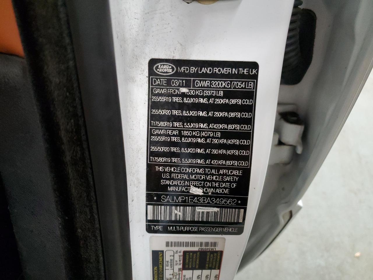 LAND ROVER RANGE ROVER AUTOBIOGRAPHY