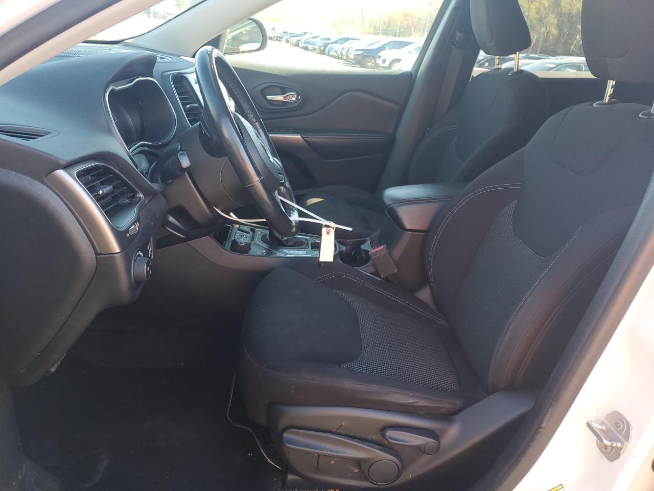 JEEP GRAND CHEROKEE LATITUDE