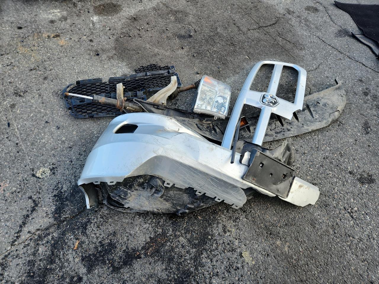 Lot #3305414309 2015 RAM 1500 ST