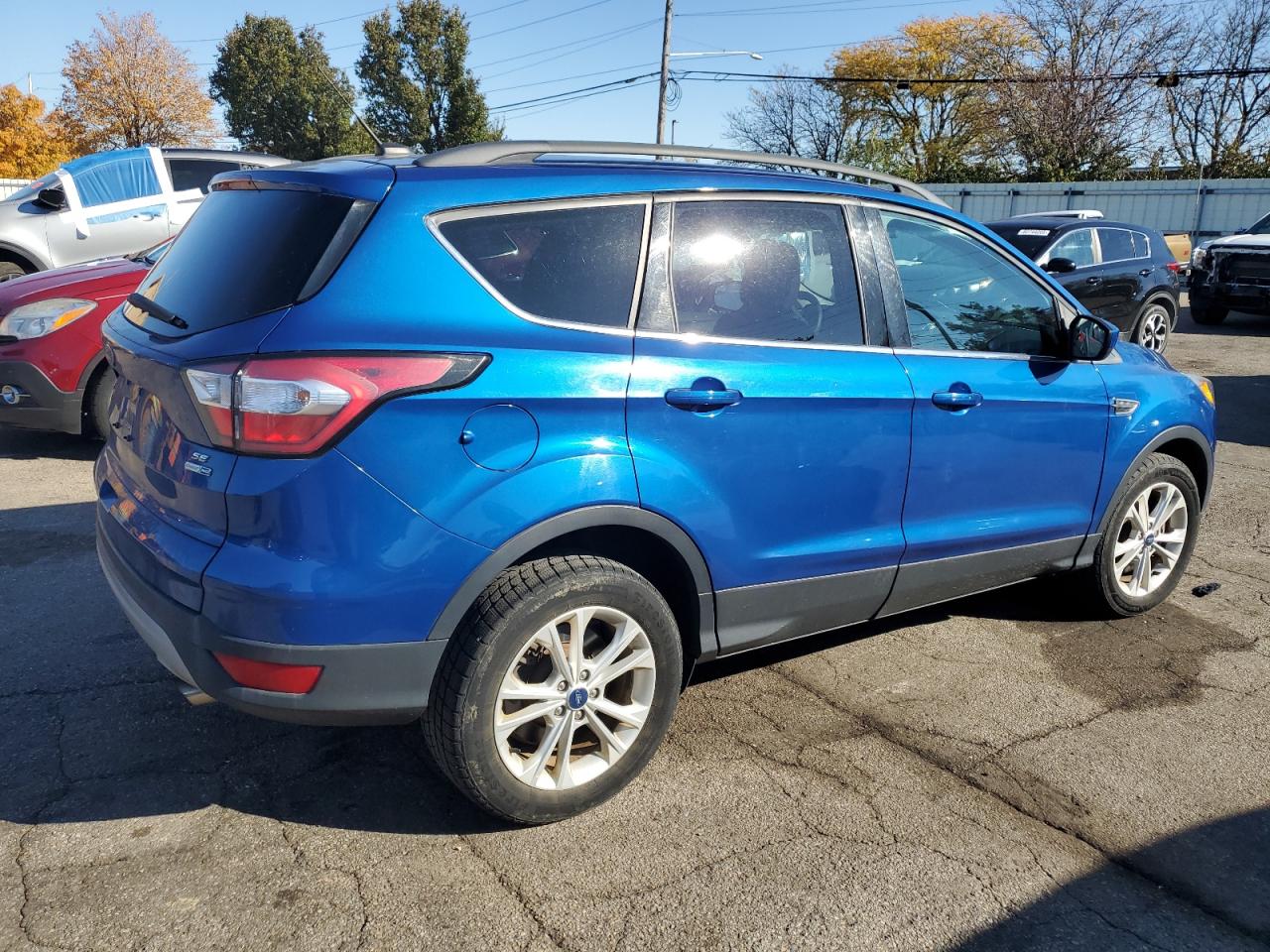 FORD ESCAPE SE