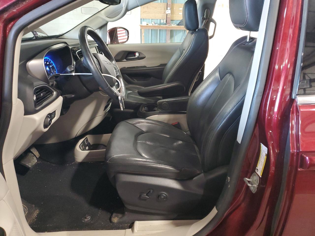 CHRYSLER PACIFICA TOURING L