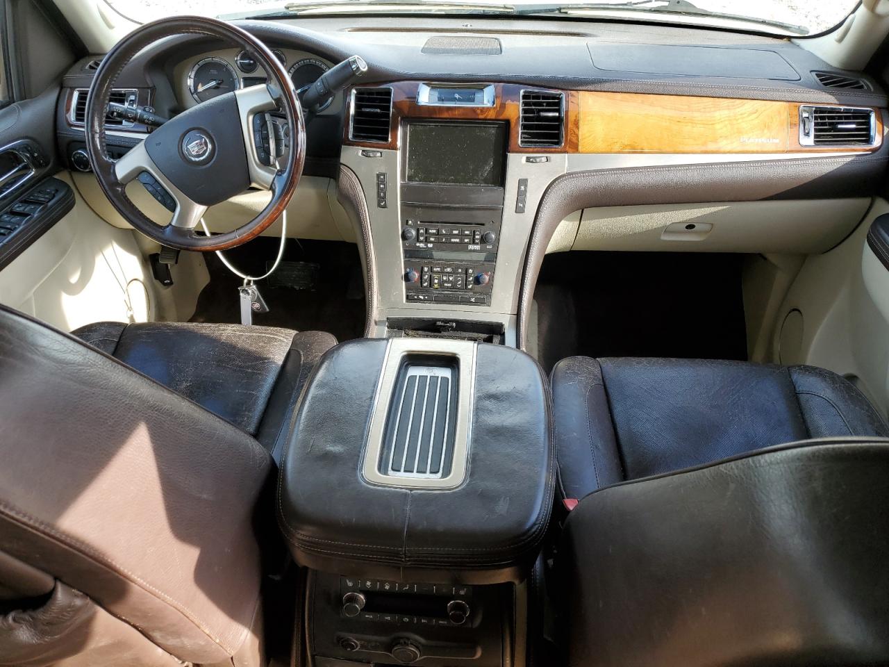 CADILLAC ESCALADE ESV PLATINUM