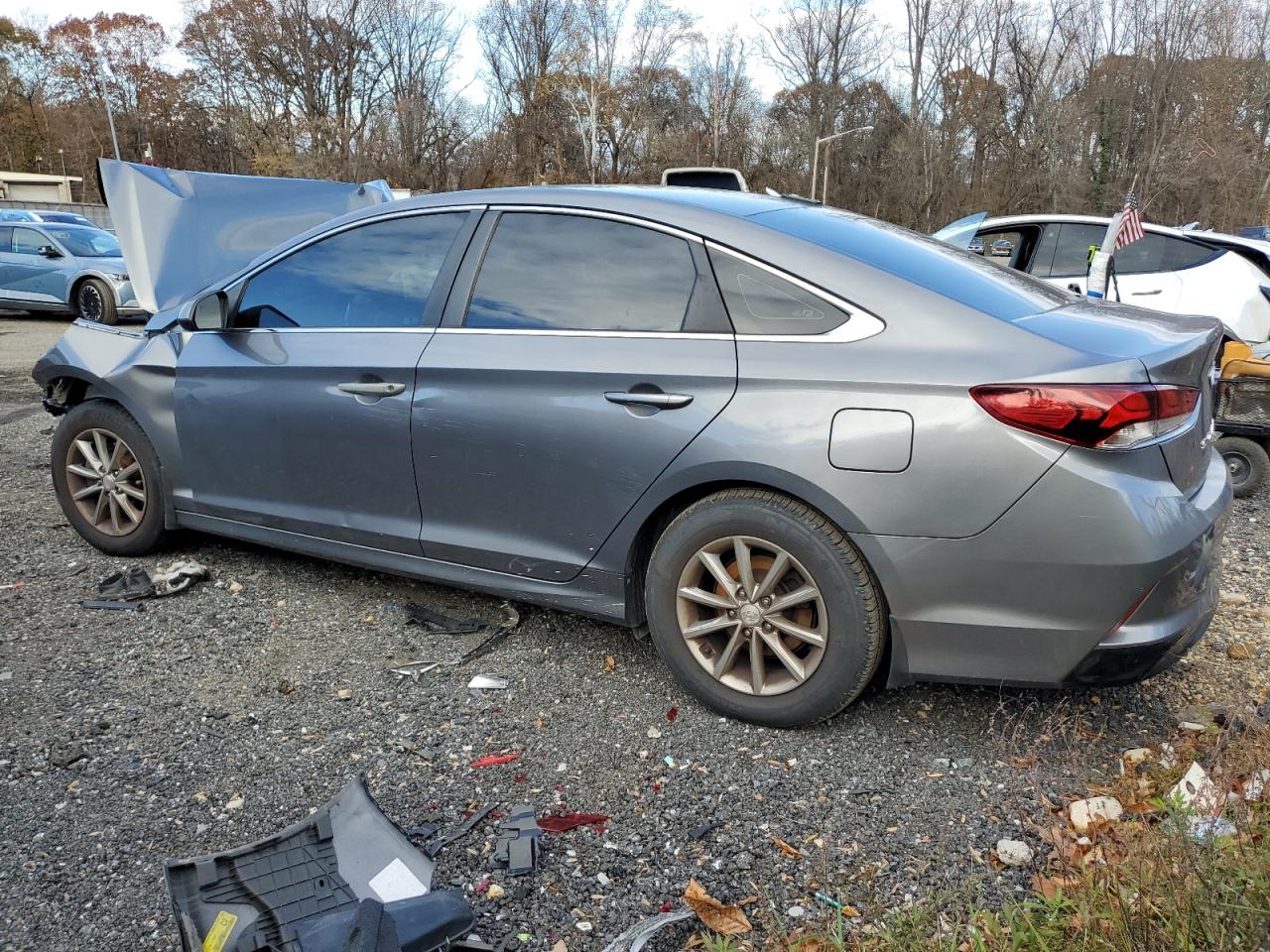 Lot #3302910082 2018 HYUNDAI SONATA SE