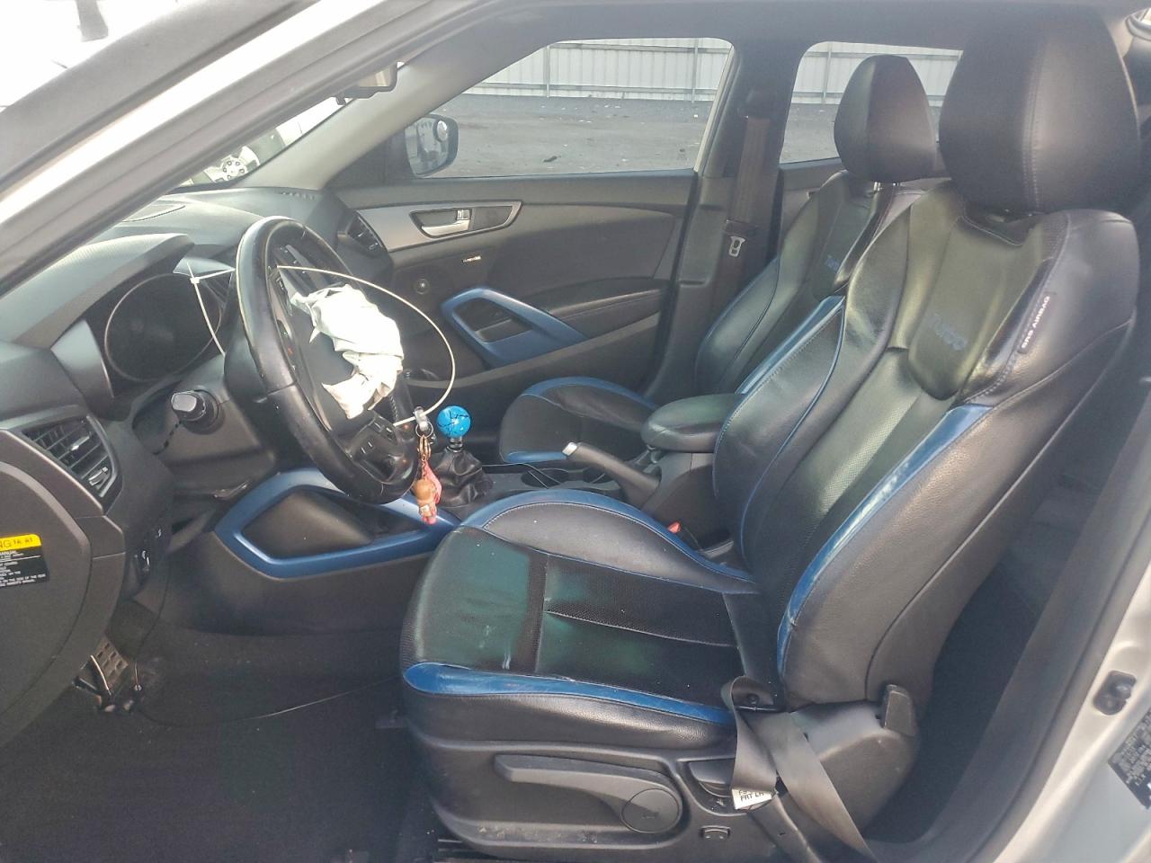 HYUNDAI VELOSTER TURBO