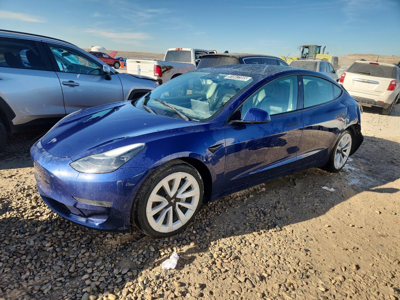 TESLA MODEL 3