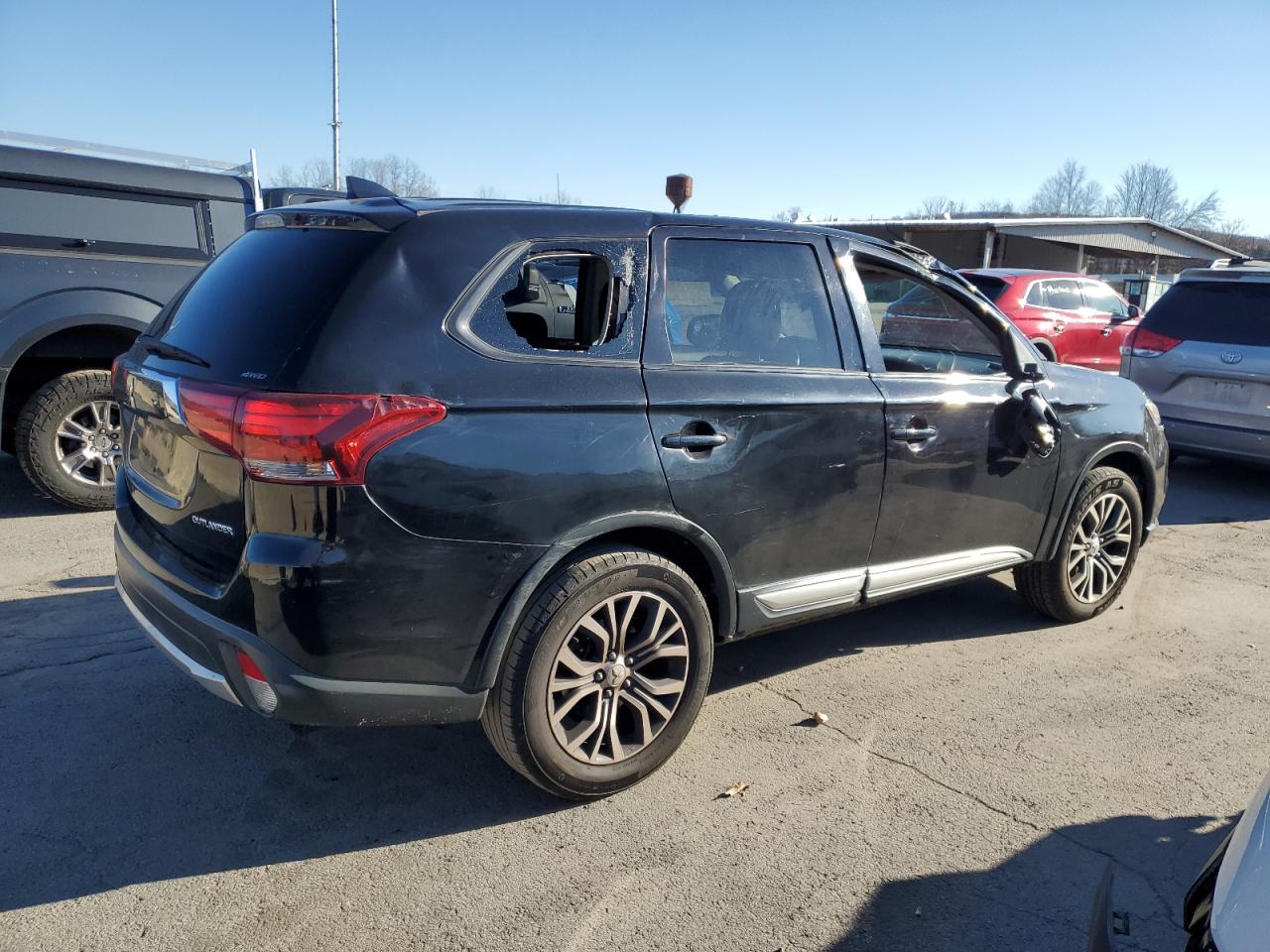 MITSUBISHI OUTLANDER ES